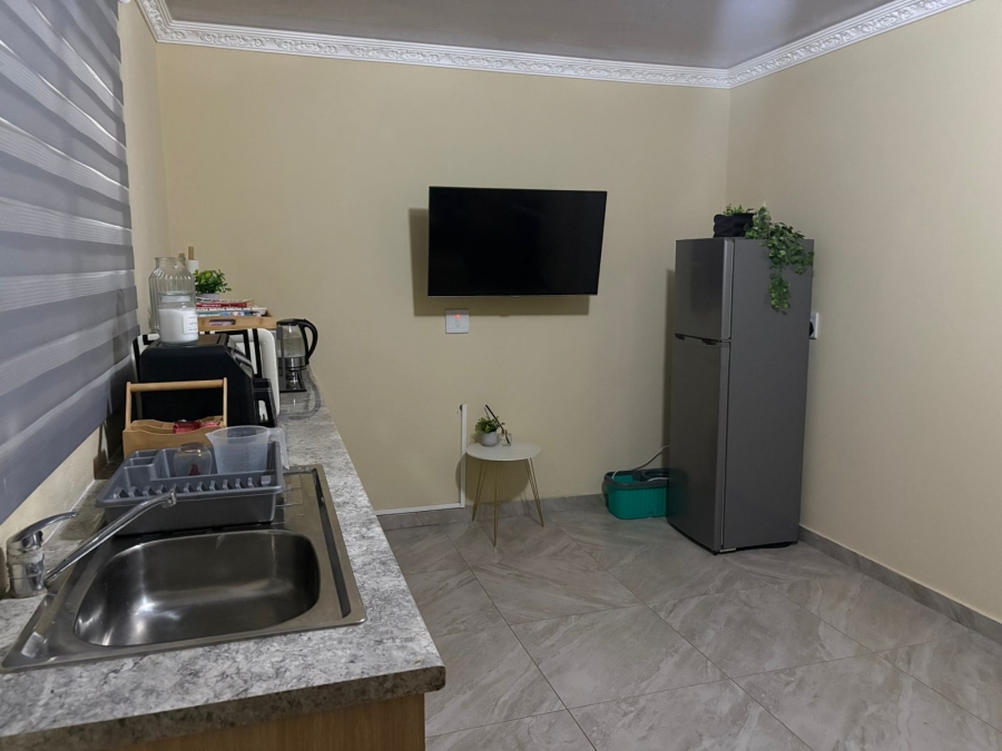 To Let 1 Bedroom Property for Rent in Tlhabane West North West
